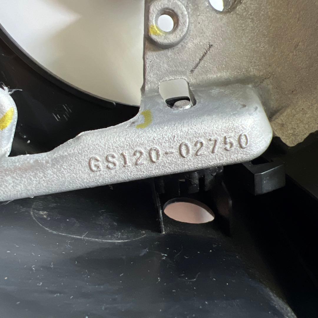 美品 本革 momo ステアリング モモステ