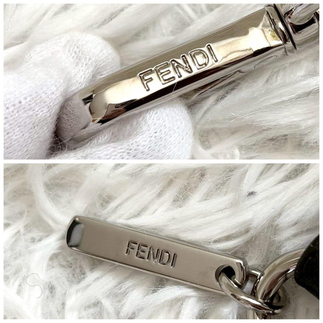 【極美品・袋付】FENDI　野球ボール　チャーム　バックチャーム