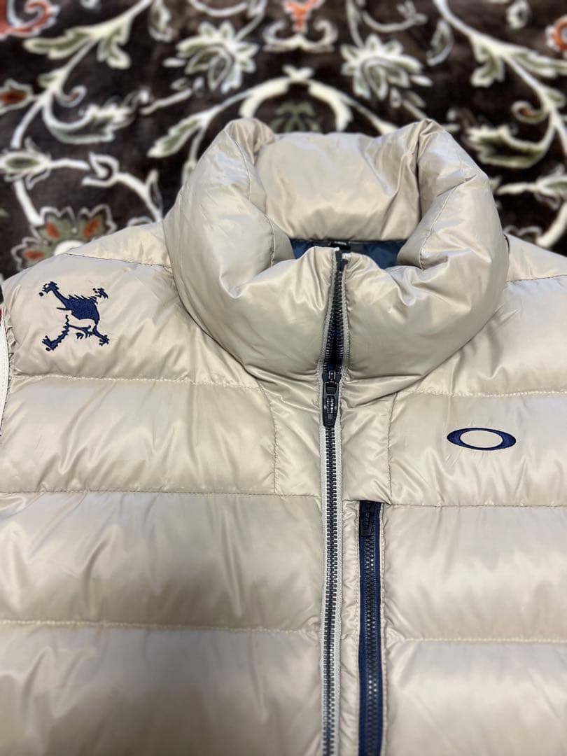 Oakley ベージュ ダウンベスト XL