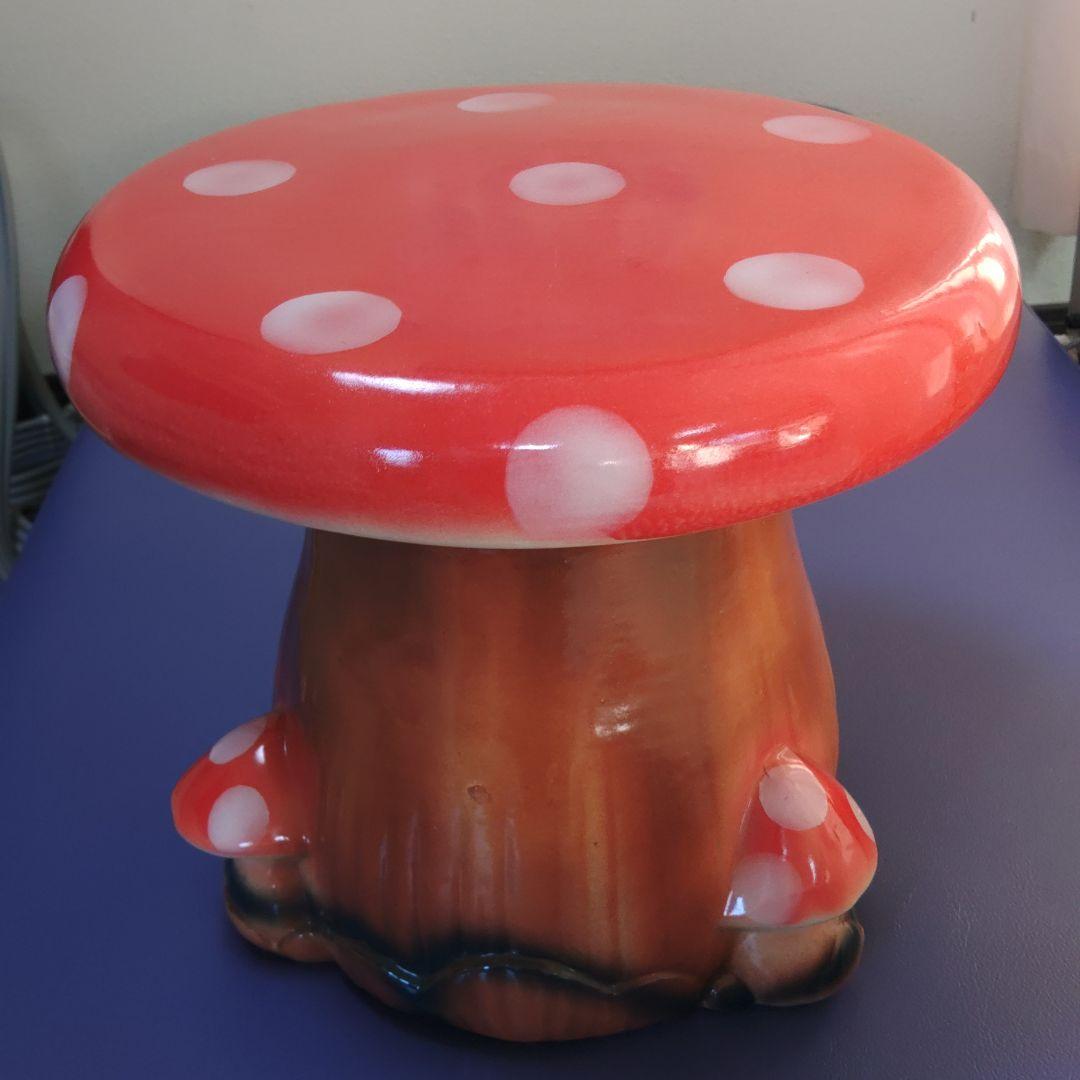 椅子　キノコ　きのこ　陶器製