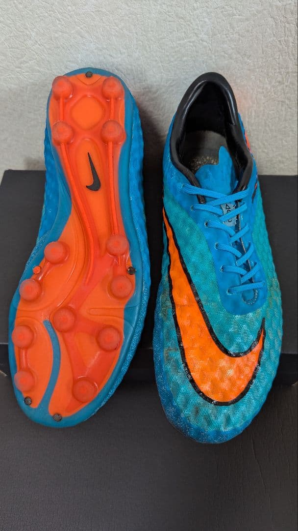 ナイキ　NIKE ハイパーヴェノム ファントム HG-E　サッカースパイク