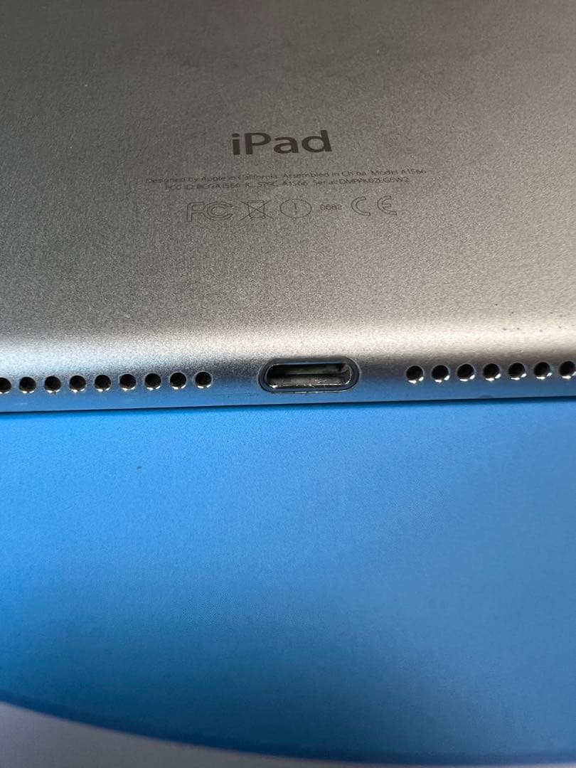 iPad本体 Apple iPad Air 2 128GB Wi-Fi MGTY2J/A