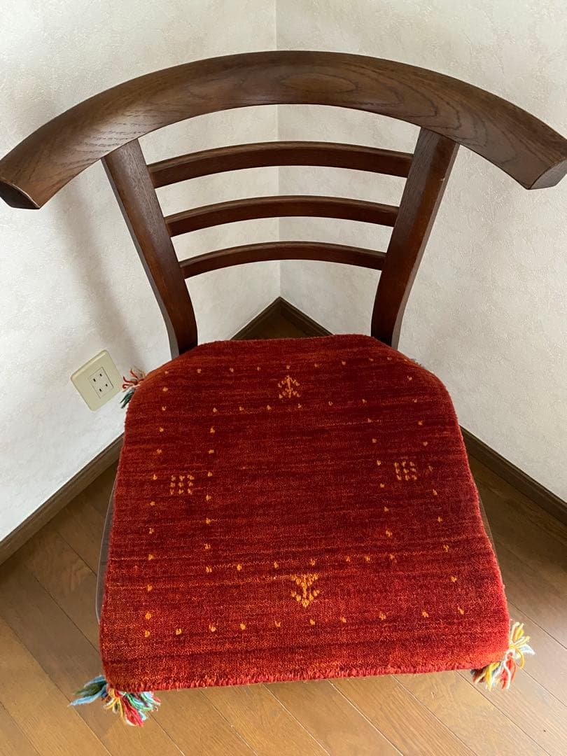 ペルシャギャツべ座布団サイズ　2枚