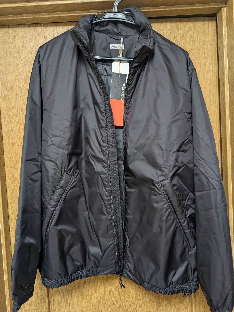 ナイロンブルゾン