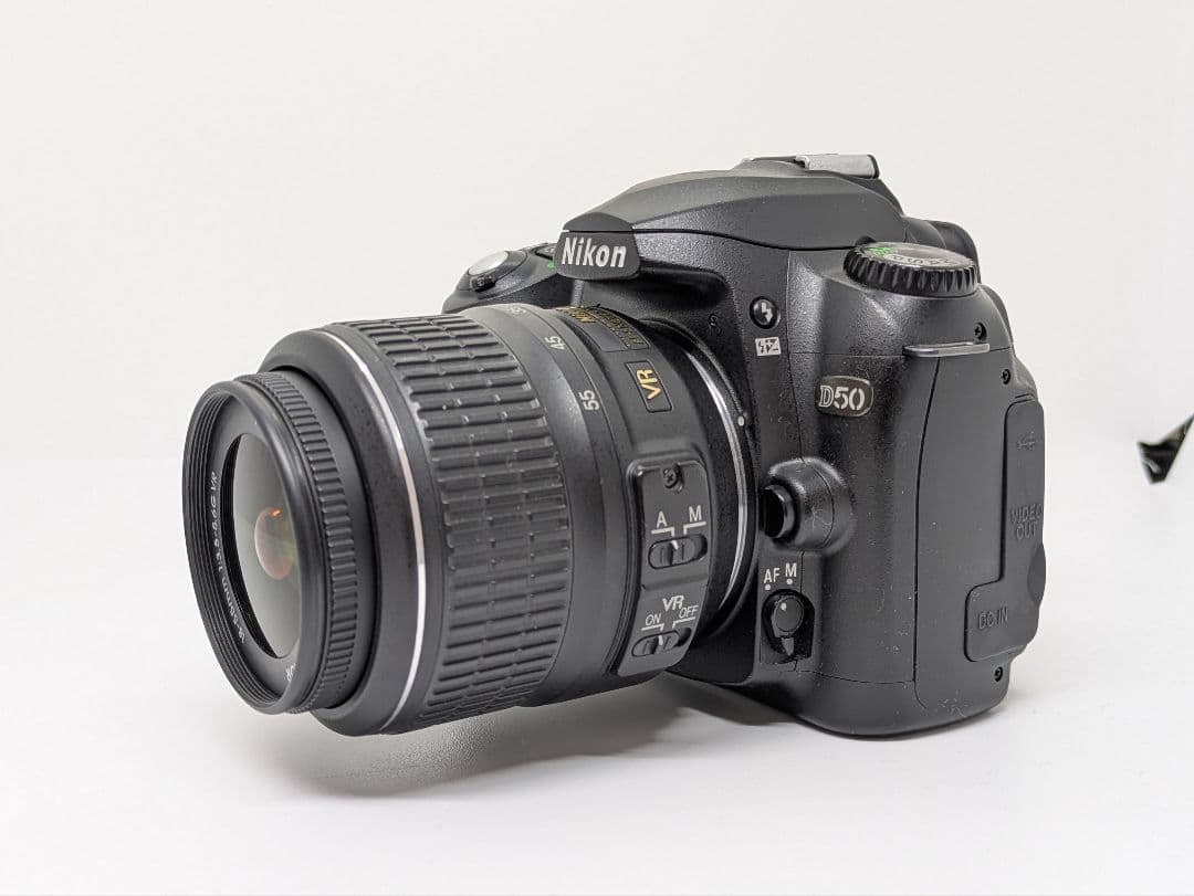 1月11日限定価格♪Nikon D50 AF-S 18-55mm VR セット