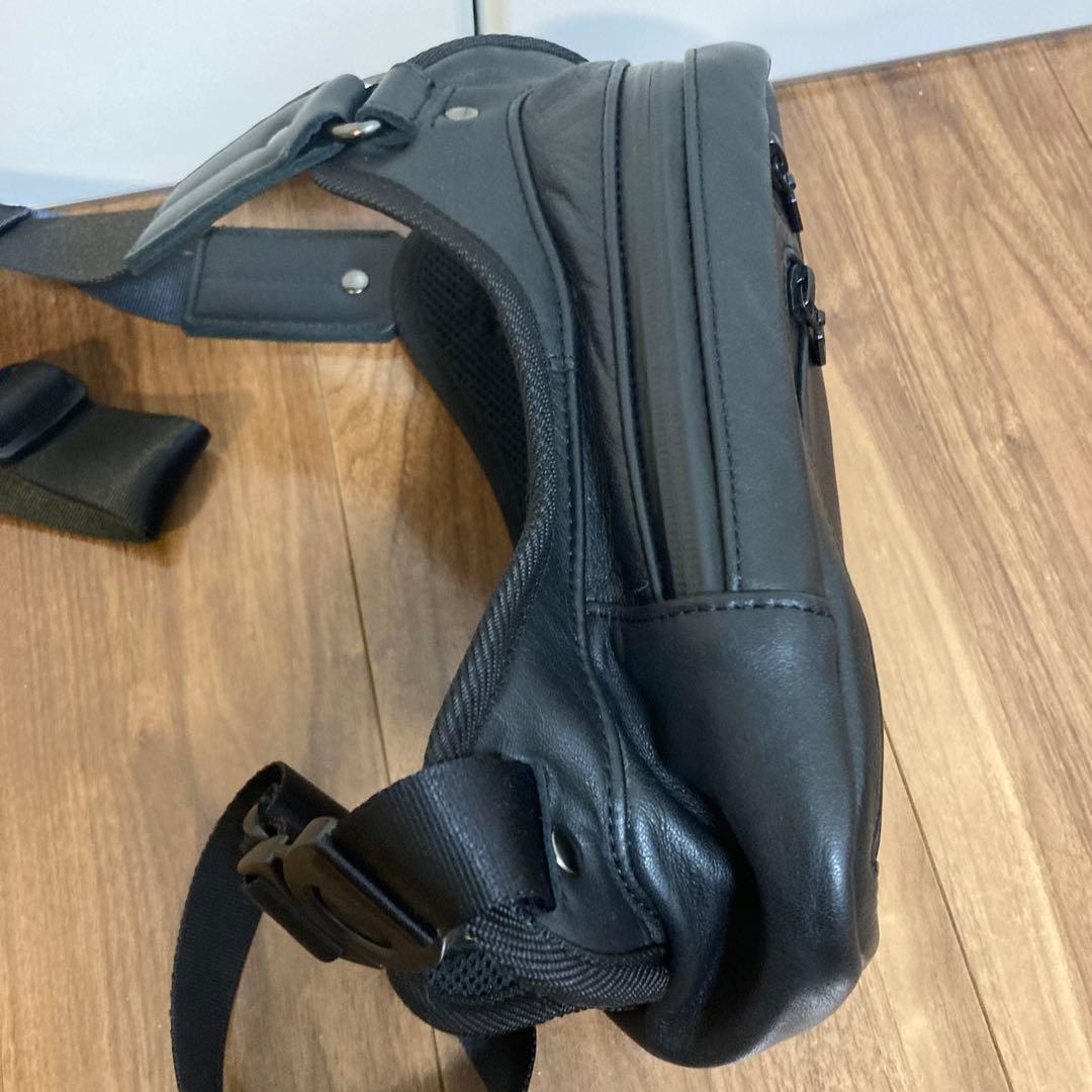 『美品』クシタニ　エグザリートレザー　2wayレッグバック