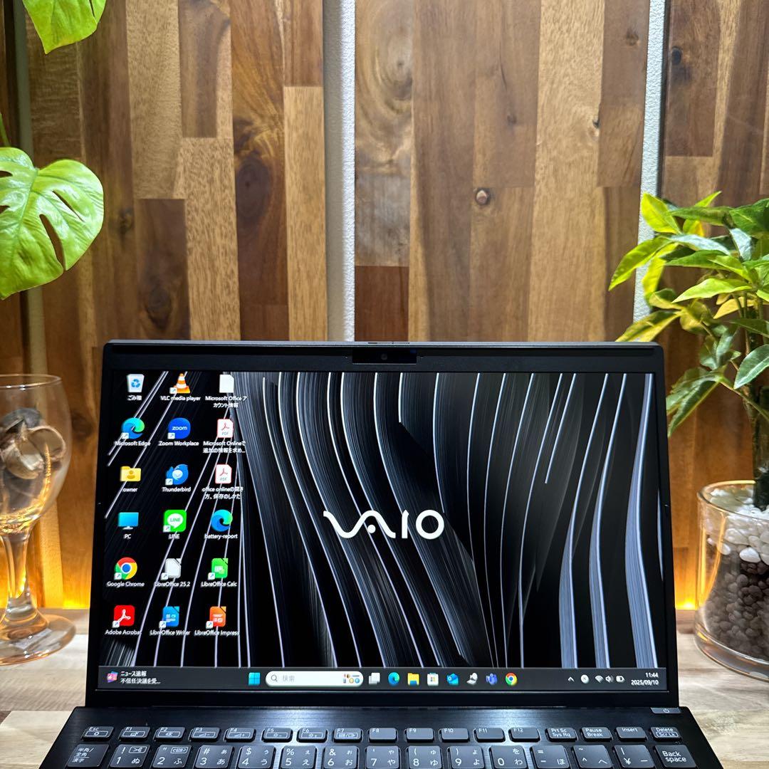 美品2022年モデル‼️VAIO☘️メモリ16GB☘️ノートパソコン☘️オフィス付き