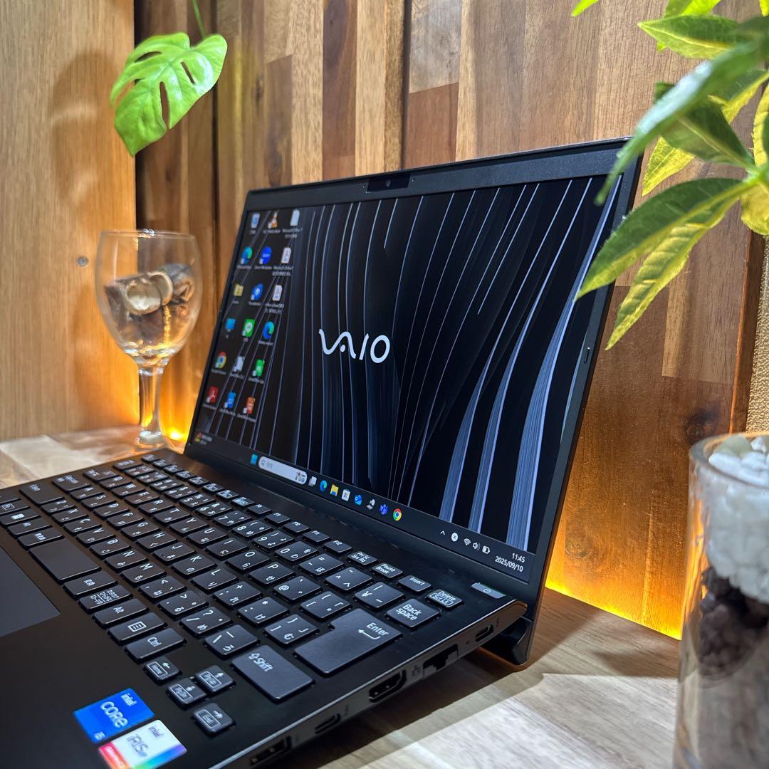 美品2022年モデル‼️VAIO☘️メモリ16GB☘️ノートパソコン☘️オフィス付き