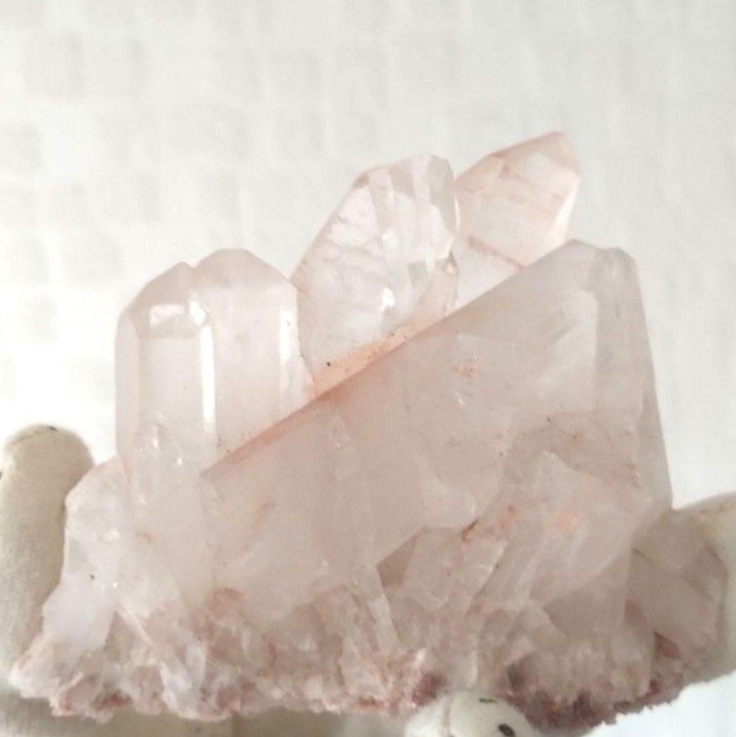 ツインレイ水晶　ピンク　運命の人　赤い糸　魂