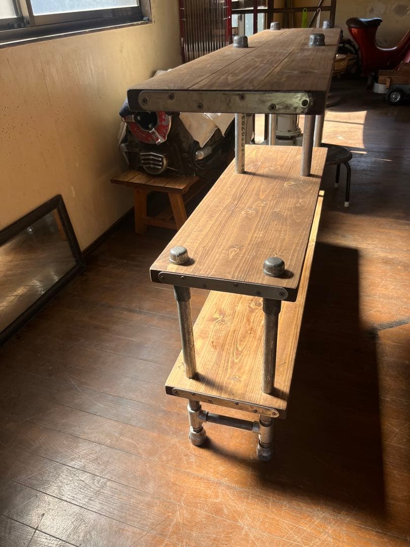 オープンシェルフ　インダストリアル　棚