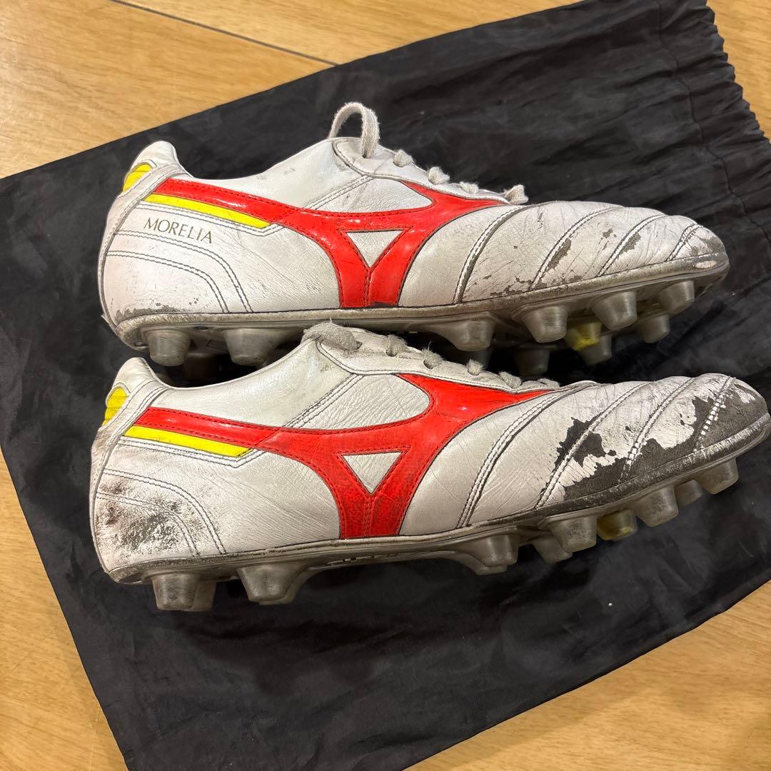 ミズノ　モレリア2限定モデル26cm