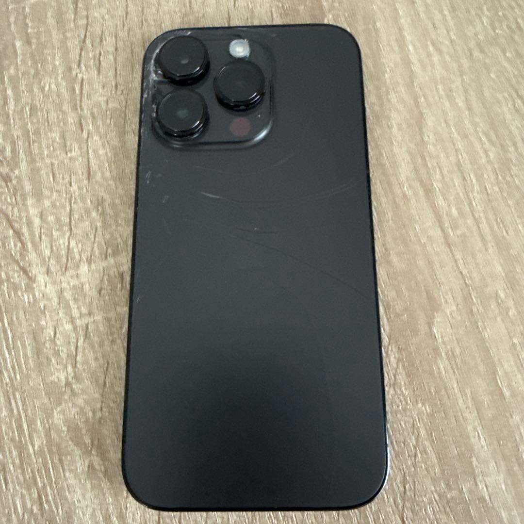 iPhone 14 Pro ブラック 黒　本体 256GB 背面割れ有り。