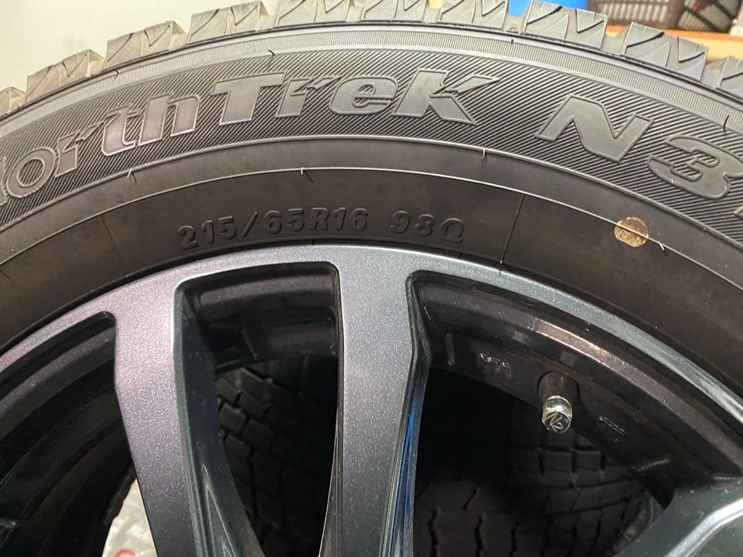 30アルファード 16インチ スタッドレスタイヤホイールセット美品