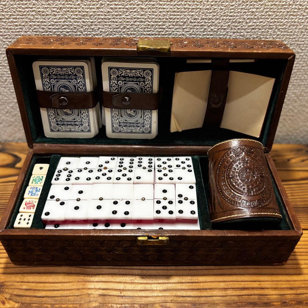 アンティーク　カジノセット　レザーボックスセット　ドミノ・トランプ・ダイス