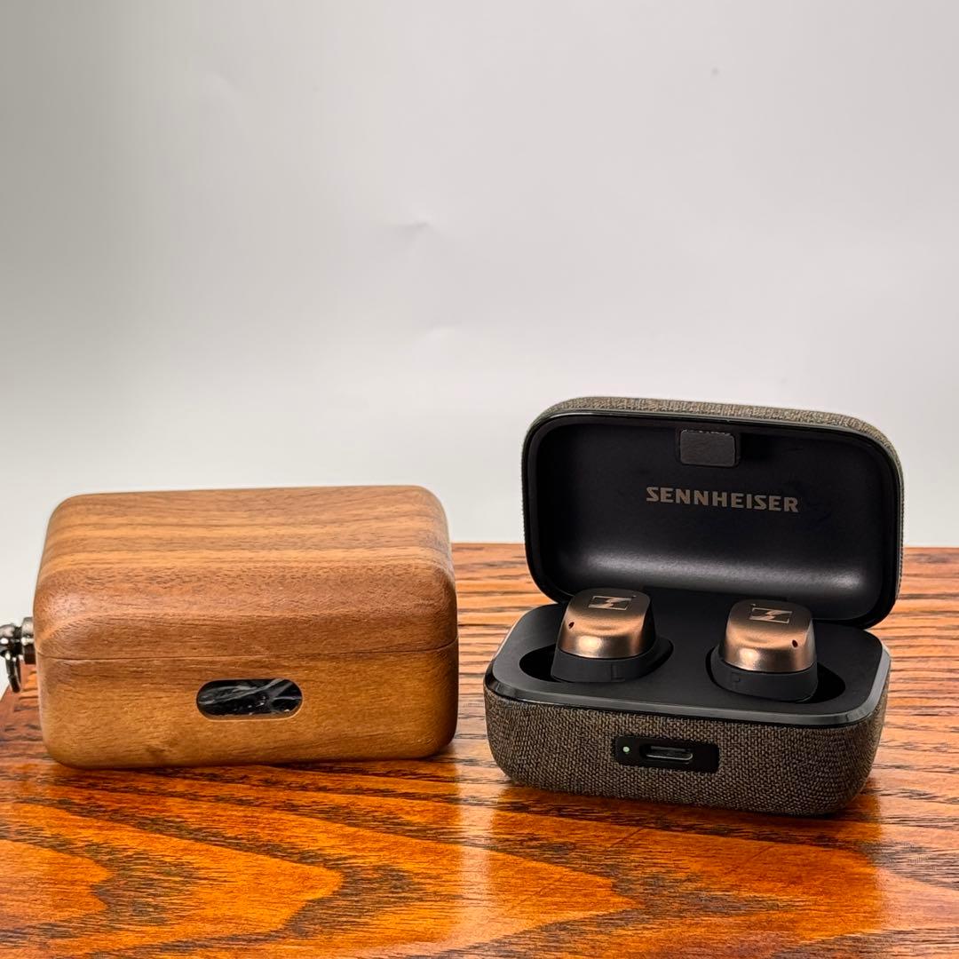 <おまけでCaseお付け> MOMENTUM True Wireless 4