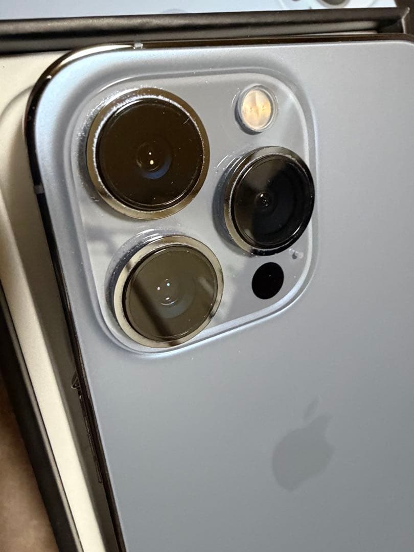 Apple iPhone 13 Pro シエラブルー　バッテリー残量100%