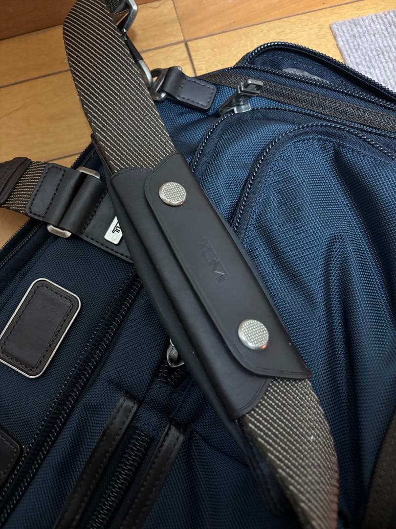 TUMI ALPHA BRAVO　2way　ビジネスバッグ　ネイビー