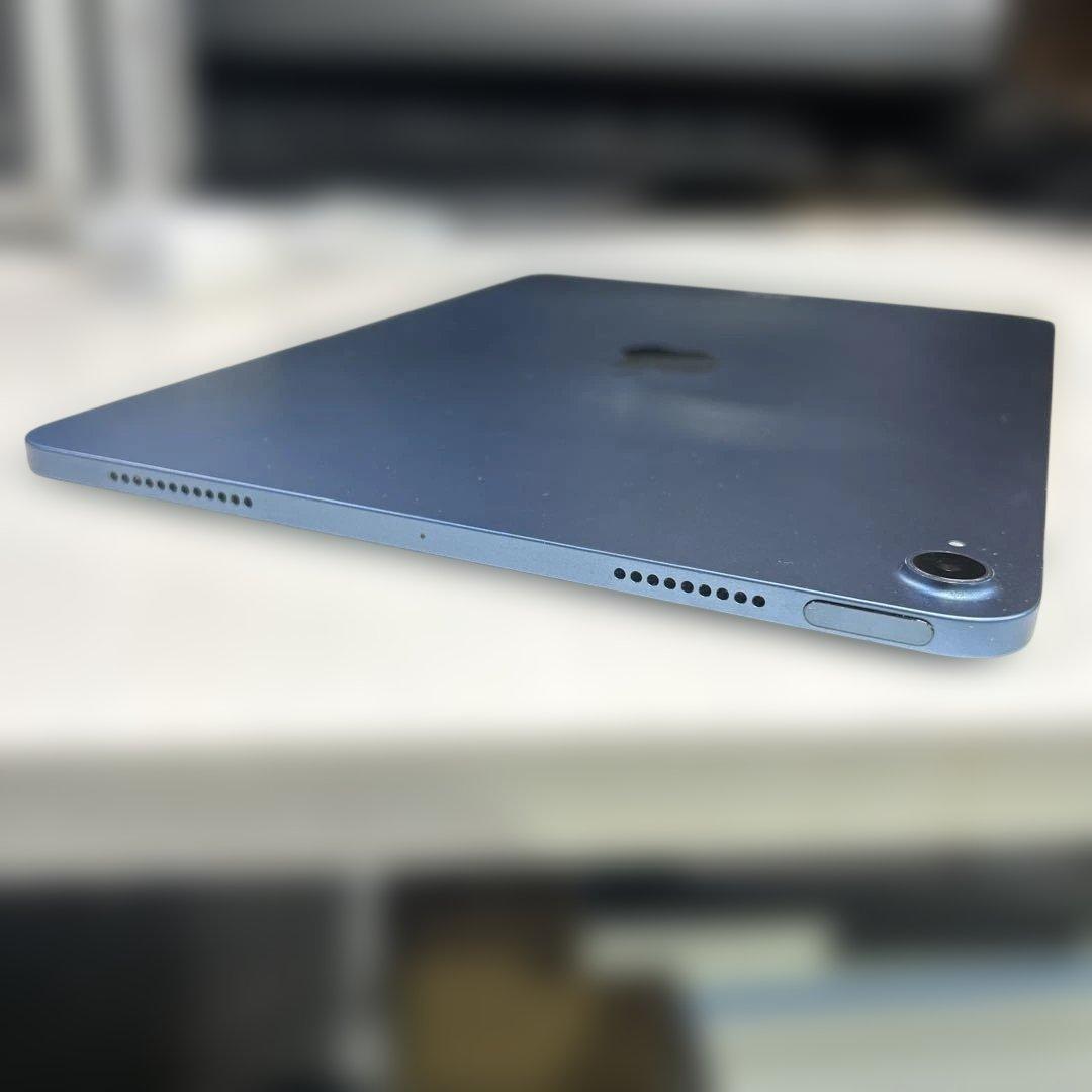 7092 【️美品】76% iPad Air 第5世代 ブルー10.9インチ