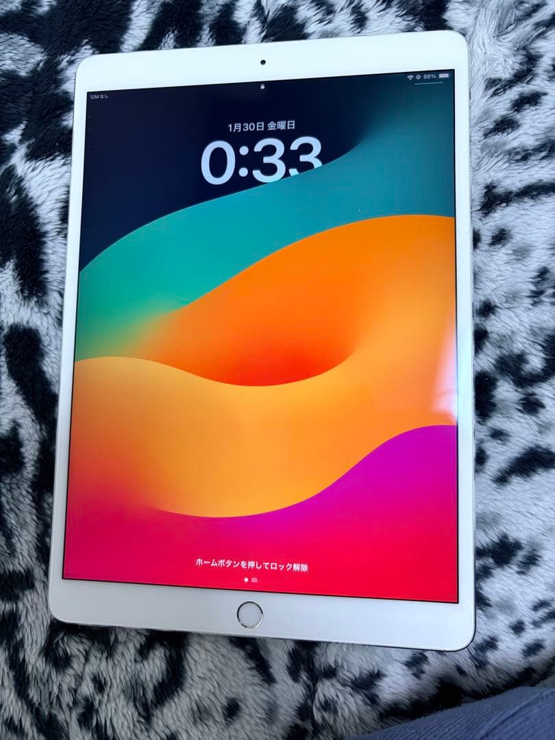 Apple iPad 10.5インチ シルバー 本体