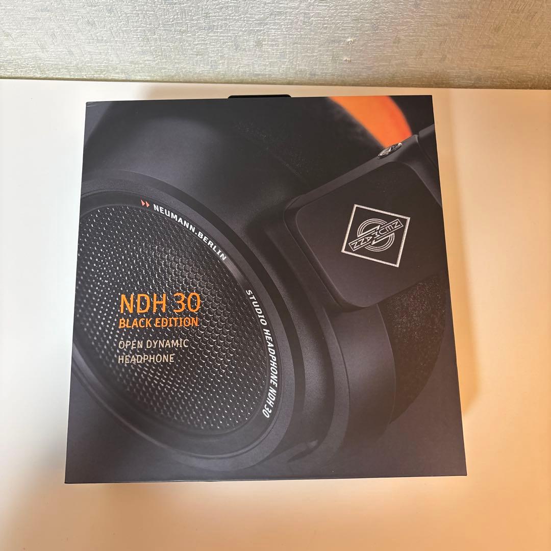 NDH 30 ブラック ヘッドフォン（付属品完備で延長保証付き）