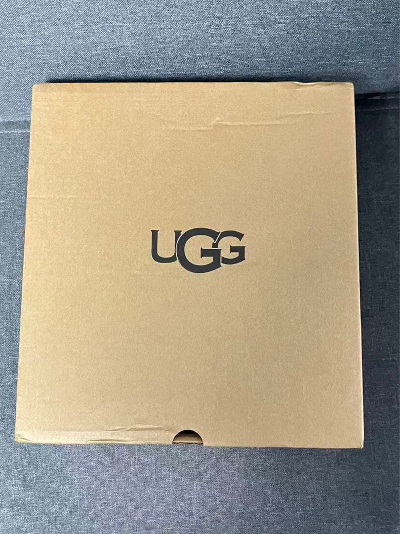 UGG ベージュ ムートンブーツ スエード ファー付き 37サイズ￼