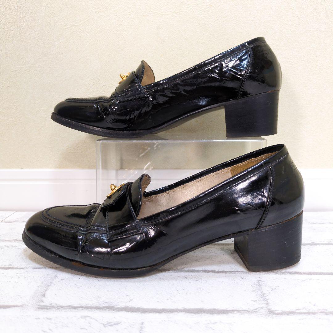ギ*ン様 CHANEL　シャネル　ココマーク　ターンロック　エナメル　パンプス