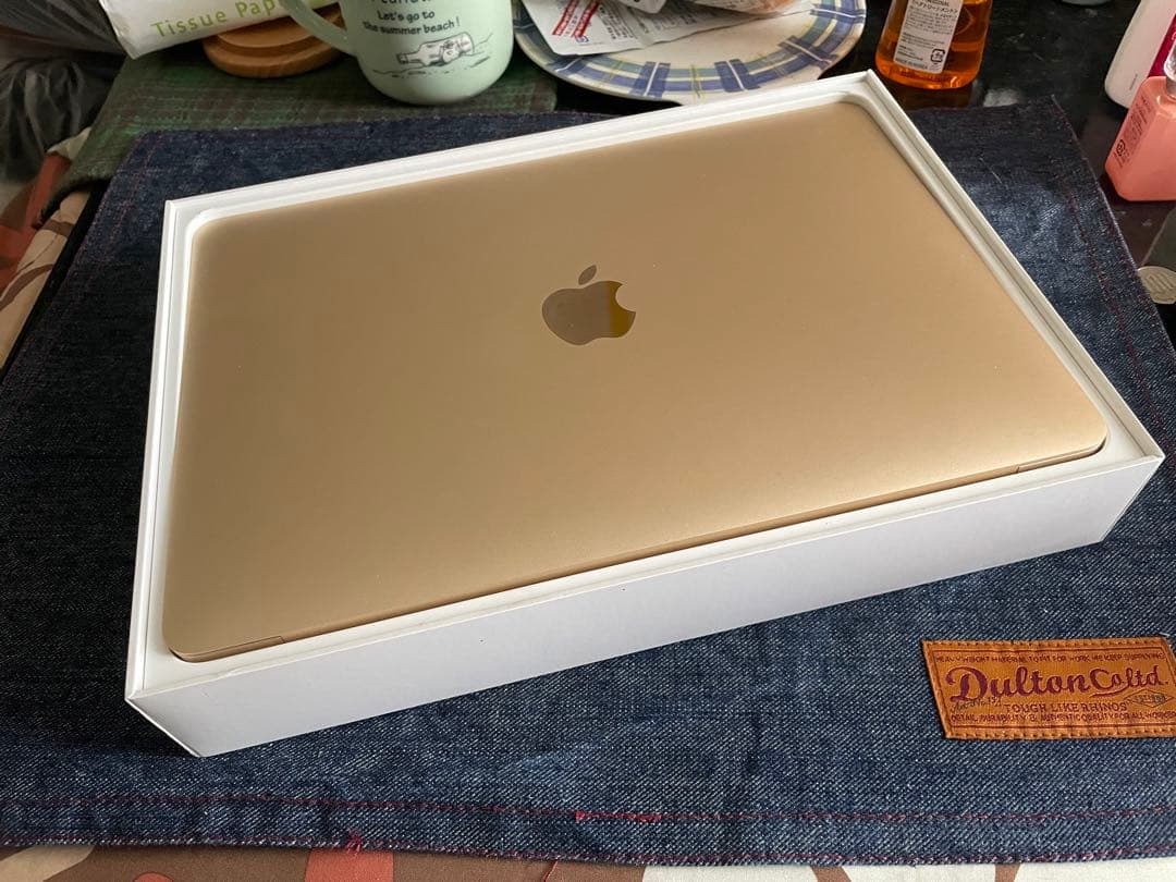 Windowsタブレット本体 MacBook