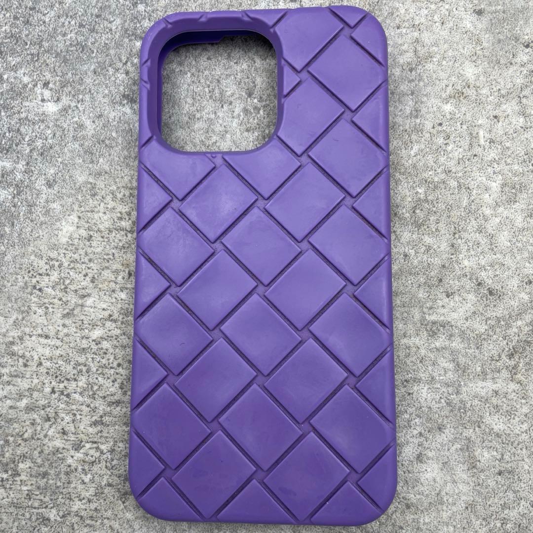 【極美品】ボッテガヴェネタ iPhone13Pro ケース　イントレチャート