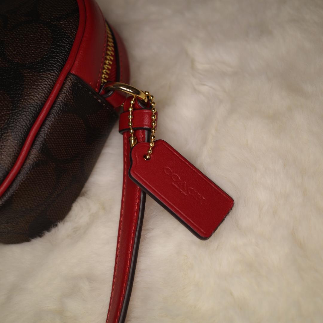 美品 COACH コーチ C9926 カメラバッグ ショルダー シグネチャー