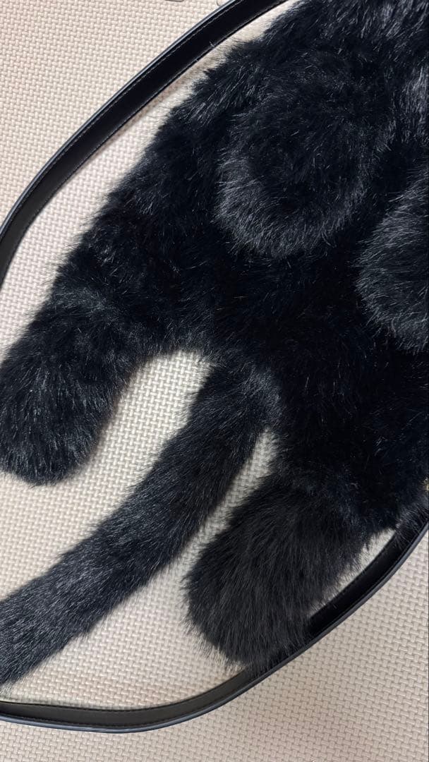 アトリエピエロ 猫 ショルダーバッグ 黒 ファー 黄目 ロリータ