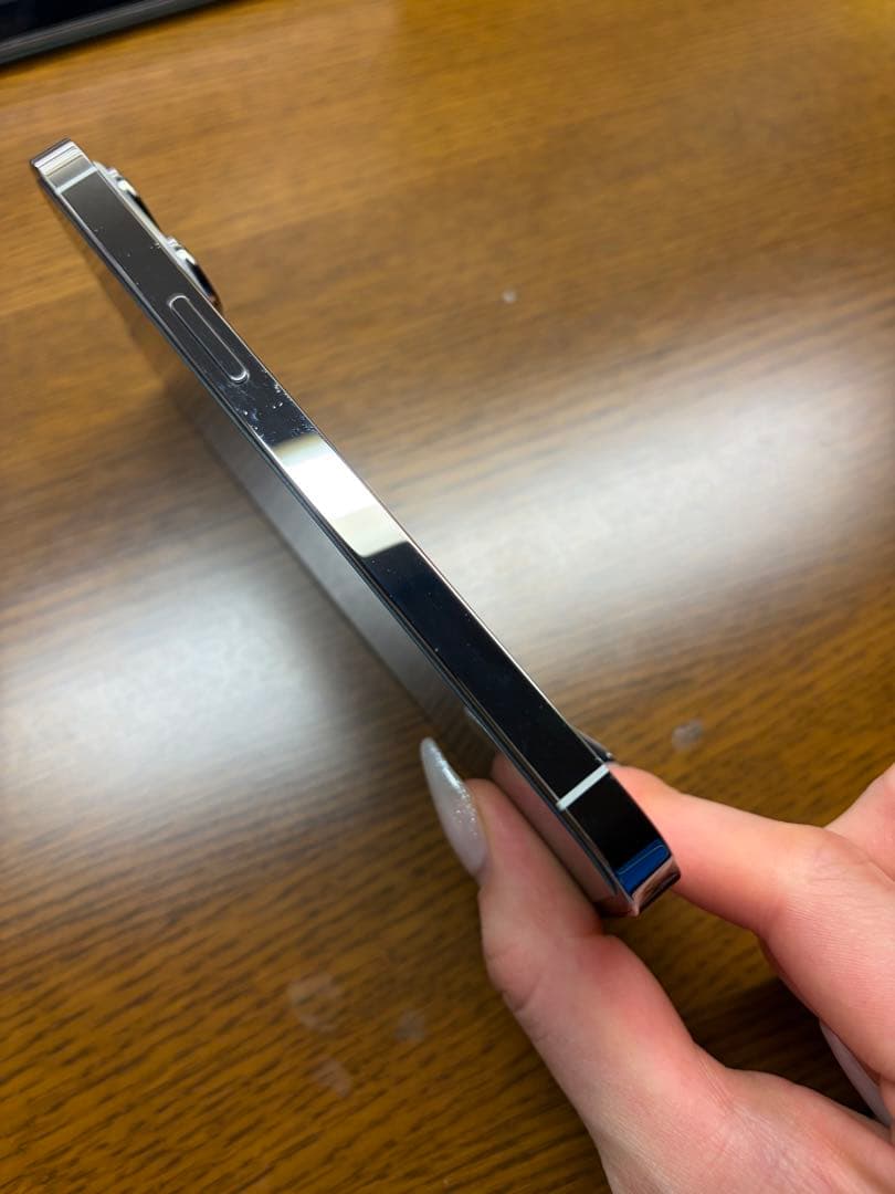 iPhone13Pro256GB 本体　SIMカードなし