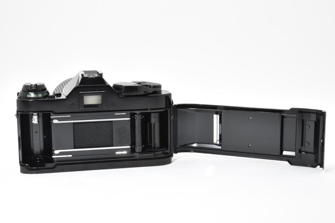 美品　CANON AE-1 PROGRAM 75-200mm LENS ＃683