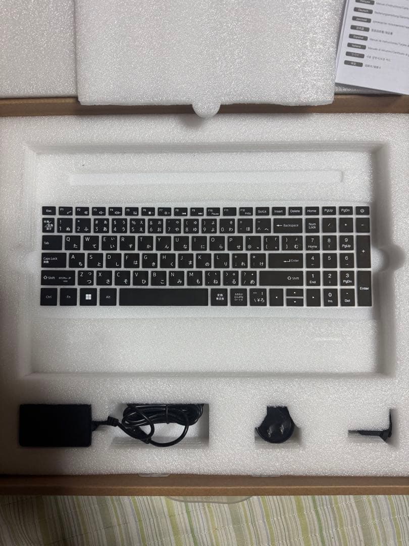 Windowsノート本体 BMAX X15. PRO