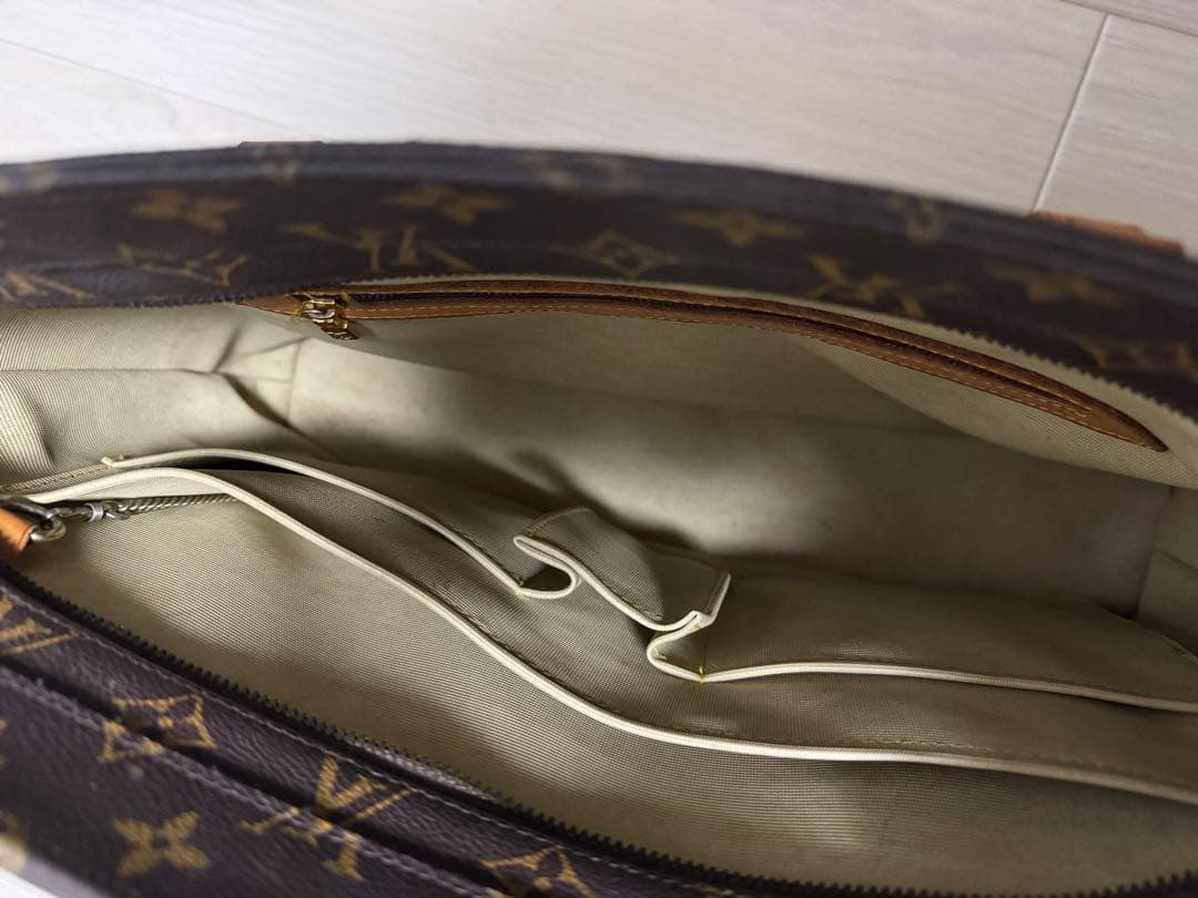 【バッグ】LOUIS VUITTON モノグラム ルコ トートバッグ