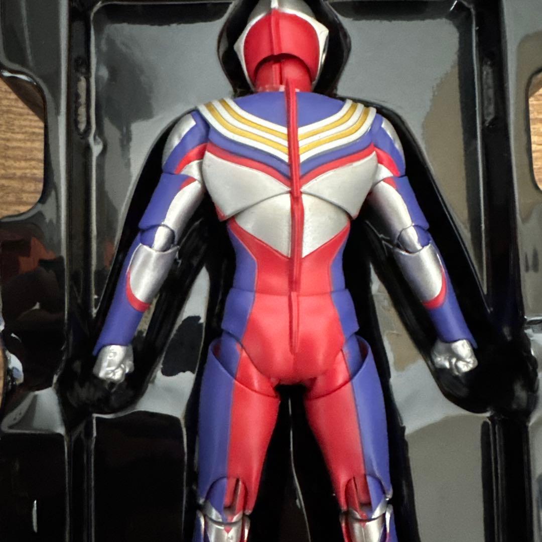 最終値下げ！真骨彫製法 ウルトラマンティガ