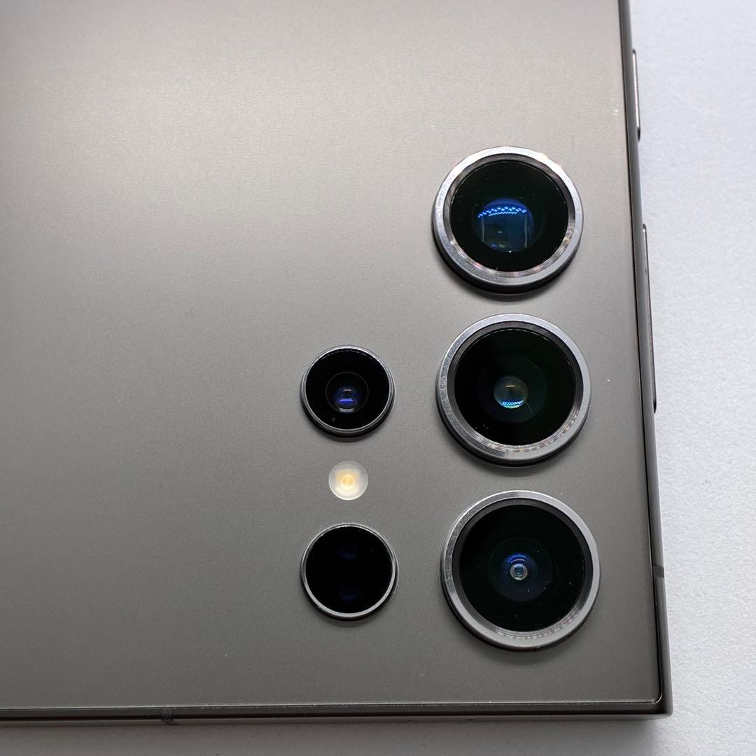 【美品】Galaxy S24 Ultra 256GB チタニウムグレー08888