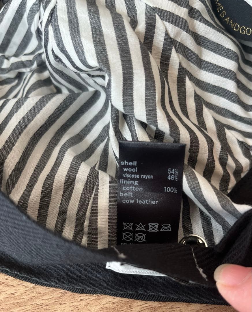 comesandgoes cap ny　ブラック