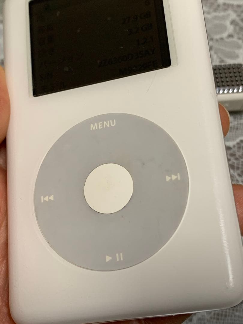 &中古 Apple iPod 30GB A1099