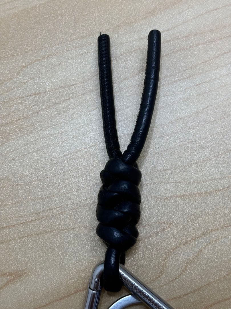 BOTTEGA VENETA カラビナ型キーホルダー