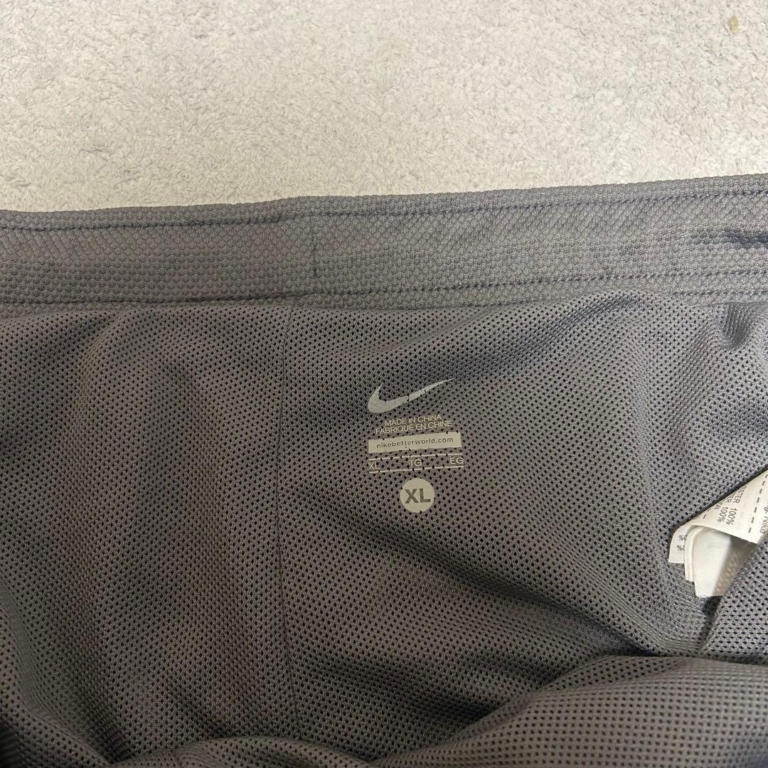 ナイキ スウッシュ ピステ 上下セット ナイロン 黒 グレー 蛍光イエロー XL