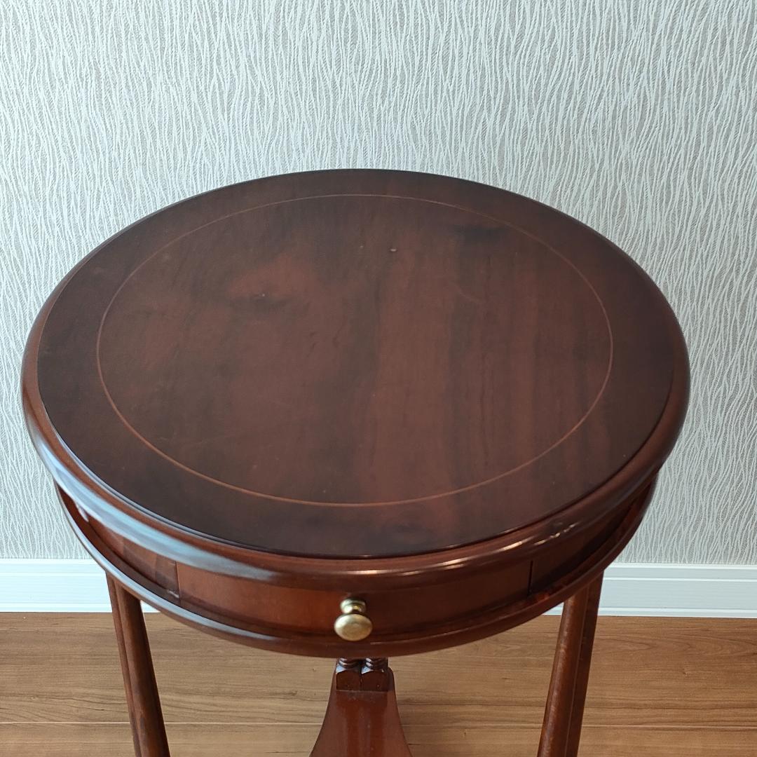 アンティーク　サイドテーブル　ラウンド　象嵌　引出し付き