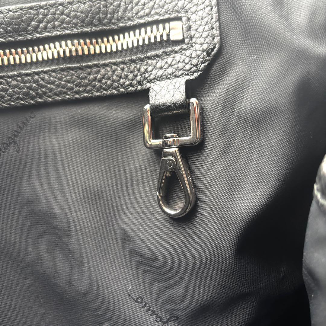 極美品 サルヴァトーレフェラガモ 2way ビジネスバッグ レザー スタッズ 黒