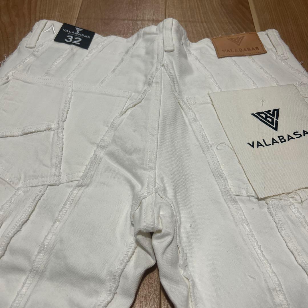 valabasas【新品未使用】ホワイトクラッシュフレアデニム 32