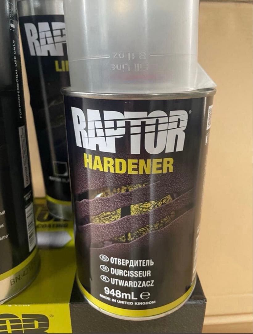 送料無料！ラプターライナーブラック4本セット！