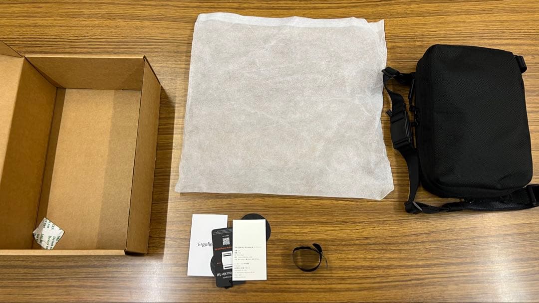 バッグ THE TOKYO TECHPACK POUCH