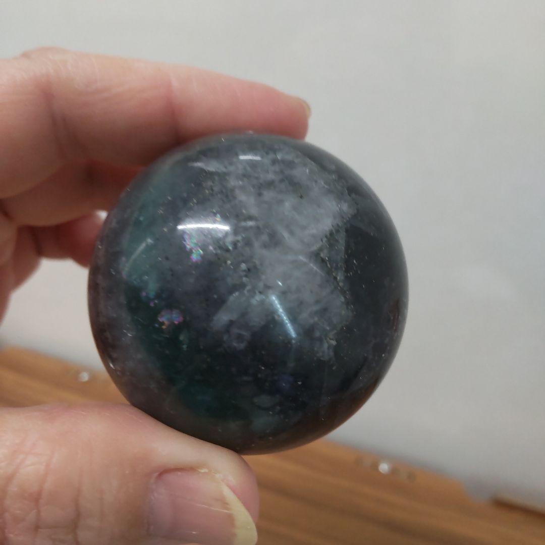 天然石　パイライトインフローライト(ギャラクシーフローライト)　スフィア台座付き