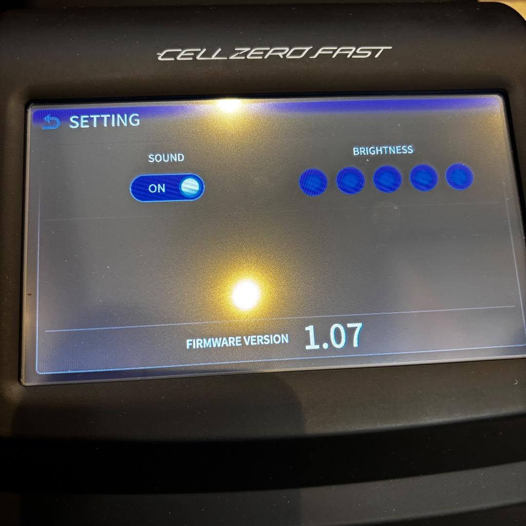未使用保管品　じぶんdeエステ　セルゼロファスト　吸引　RF