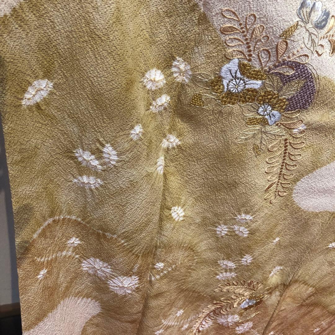 辻ヶ花訪問着クリーム色 花柄刺繍　値下げ！