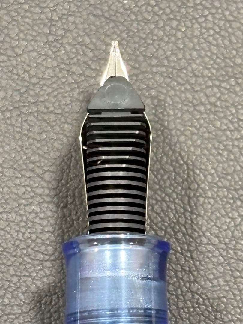 ☆万年筆 ペリカン M205 デモンストレーター　ブルー　本体のみ