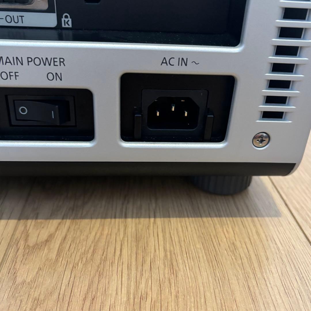 PanasonicDLプロジェクターPT-D6000S使用6921h 1079h